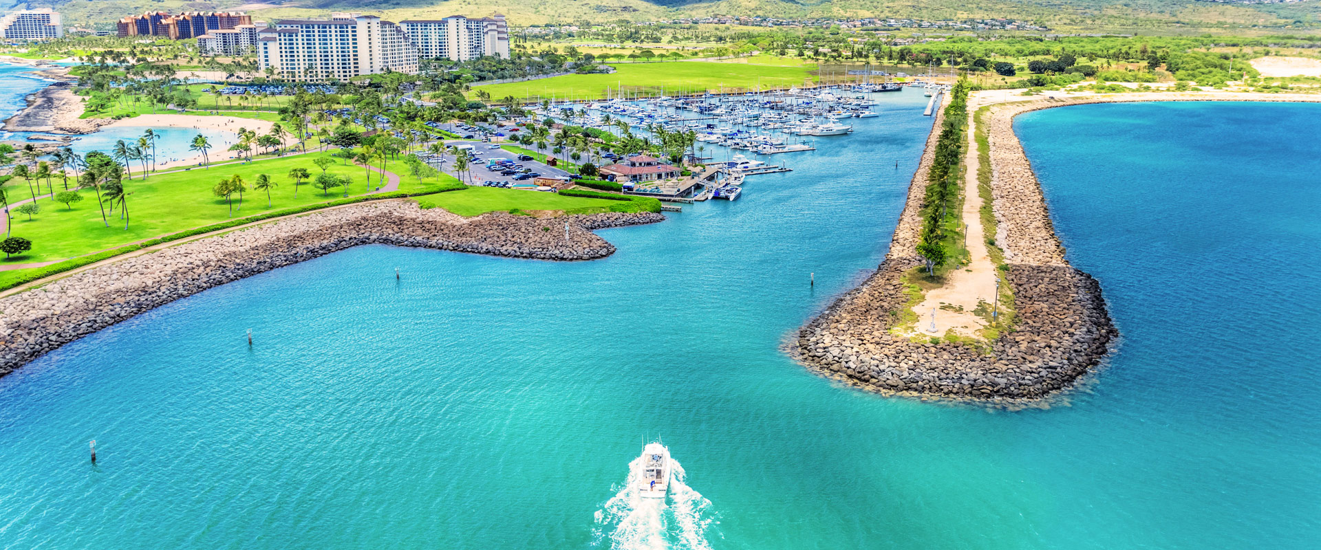 Departs daily from picturesque Ko Olina Marina